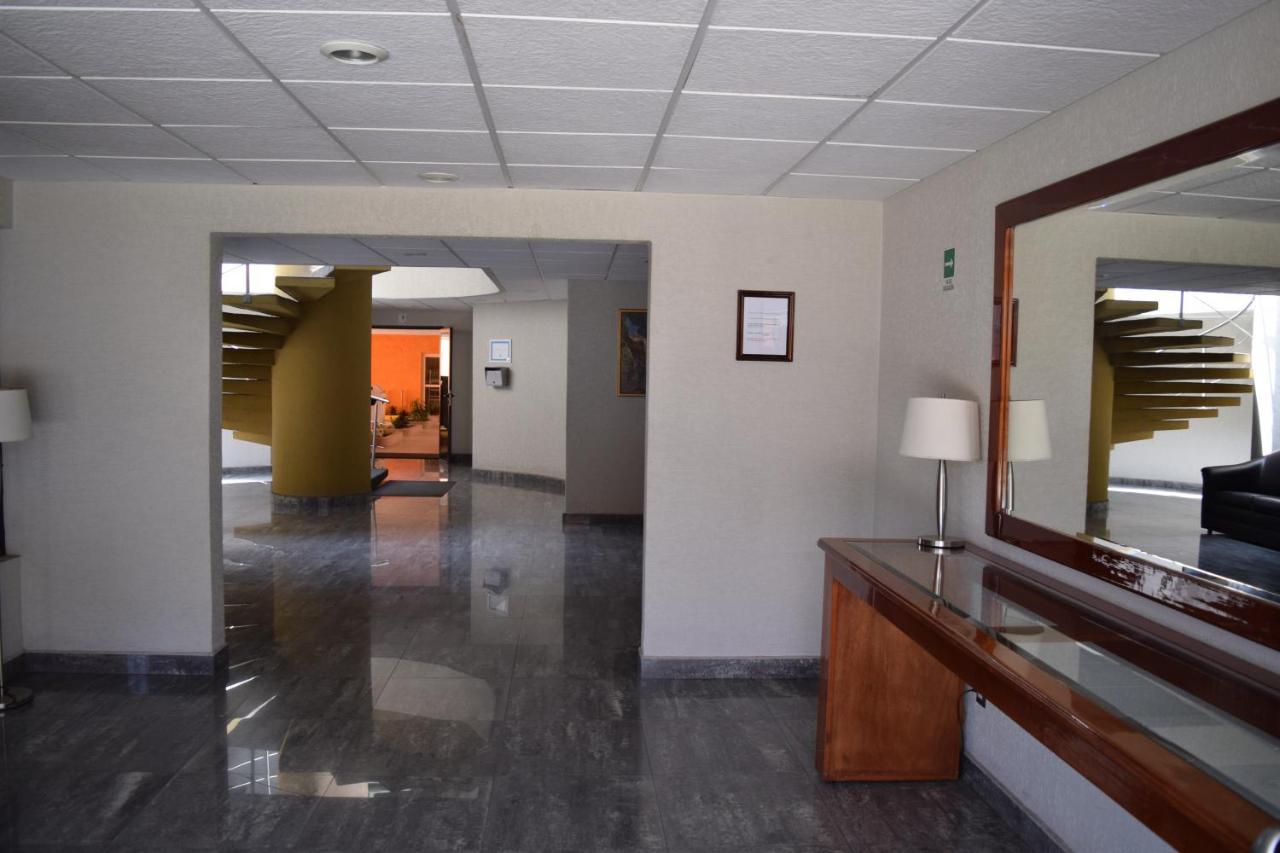 Hotel & Suites La Marquesa 托卢卡 外观 照片